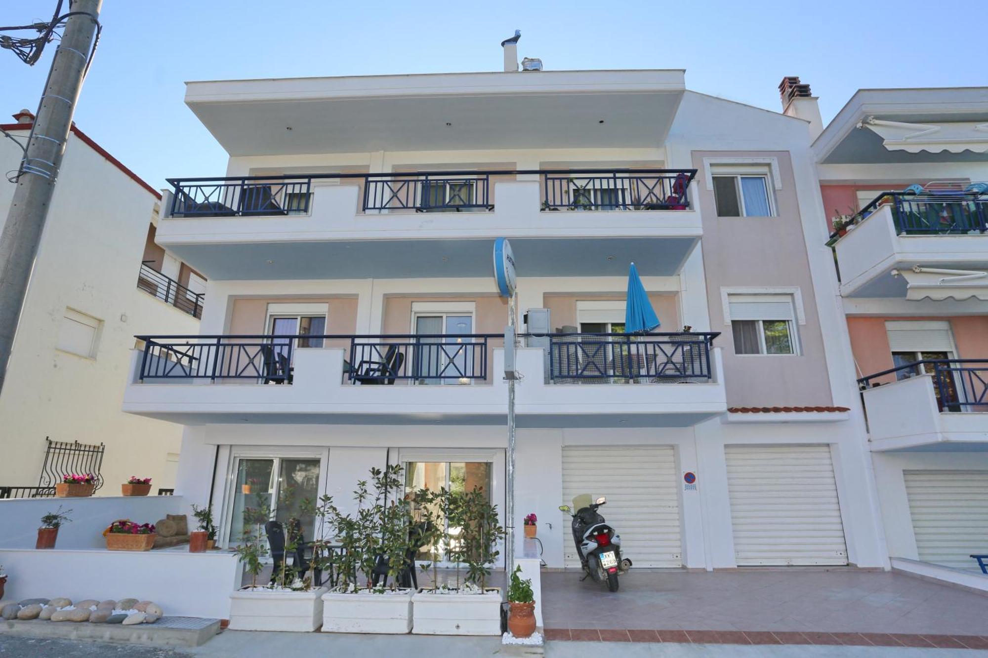 Kastoria Apartments بوليخرونو المظهر الخارجي الصورة